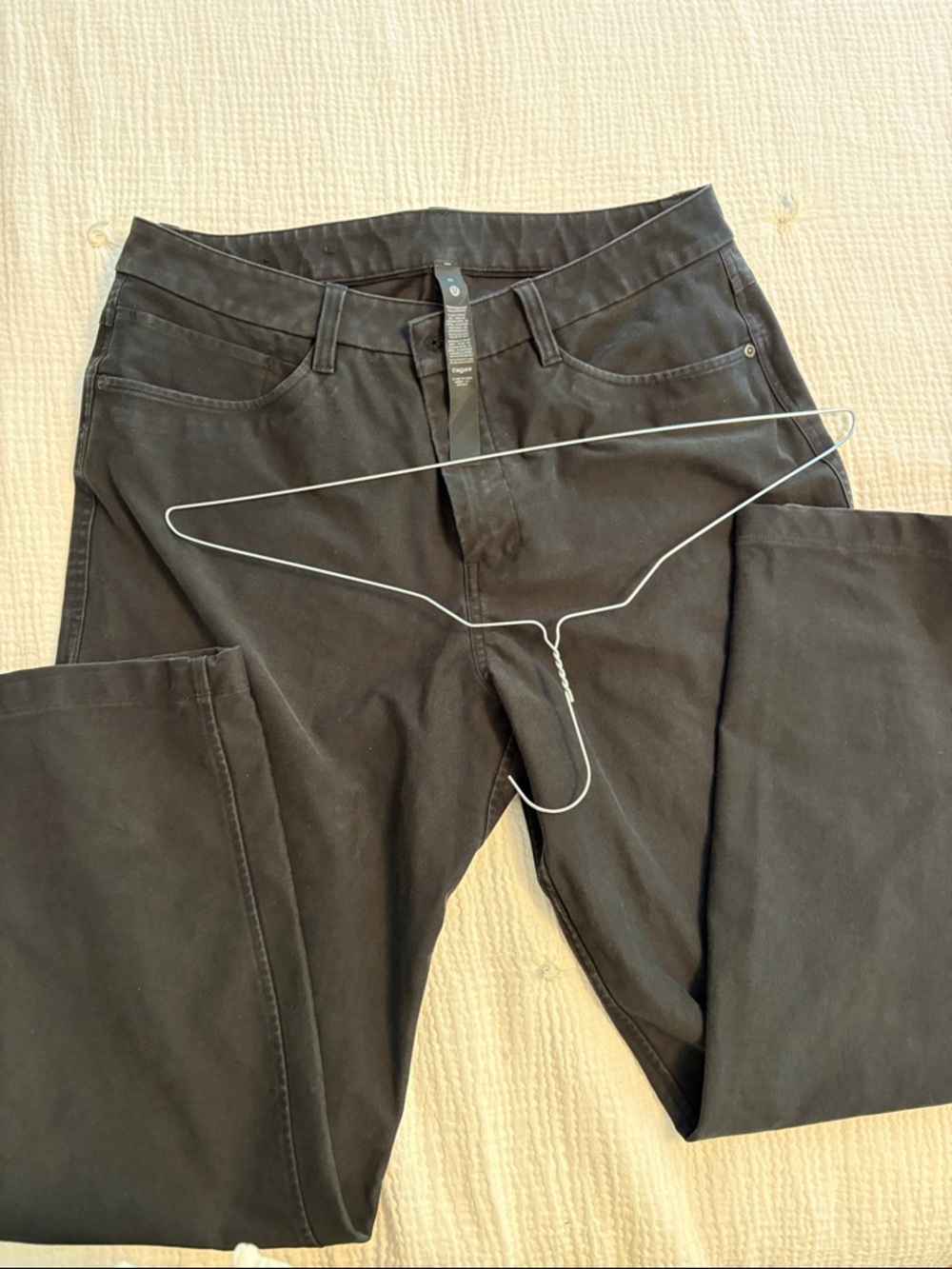 lululemon athletica Black Casual Pants size 32 EUC